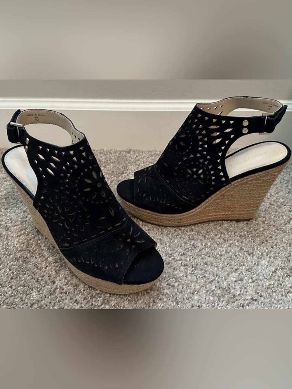Women's Marc Fisher Black Laser-Cut Espadrille Wedge Sandals Size 9